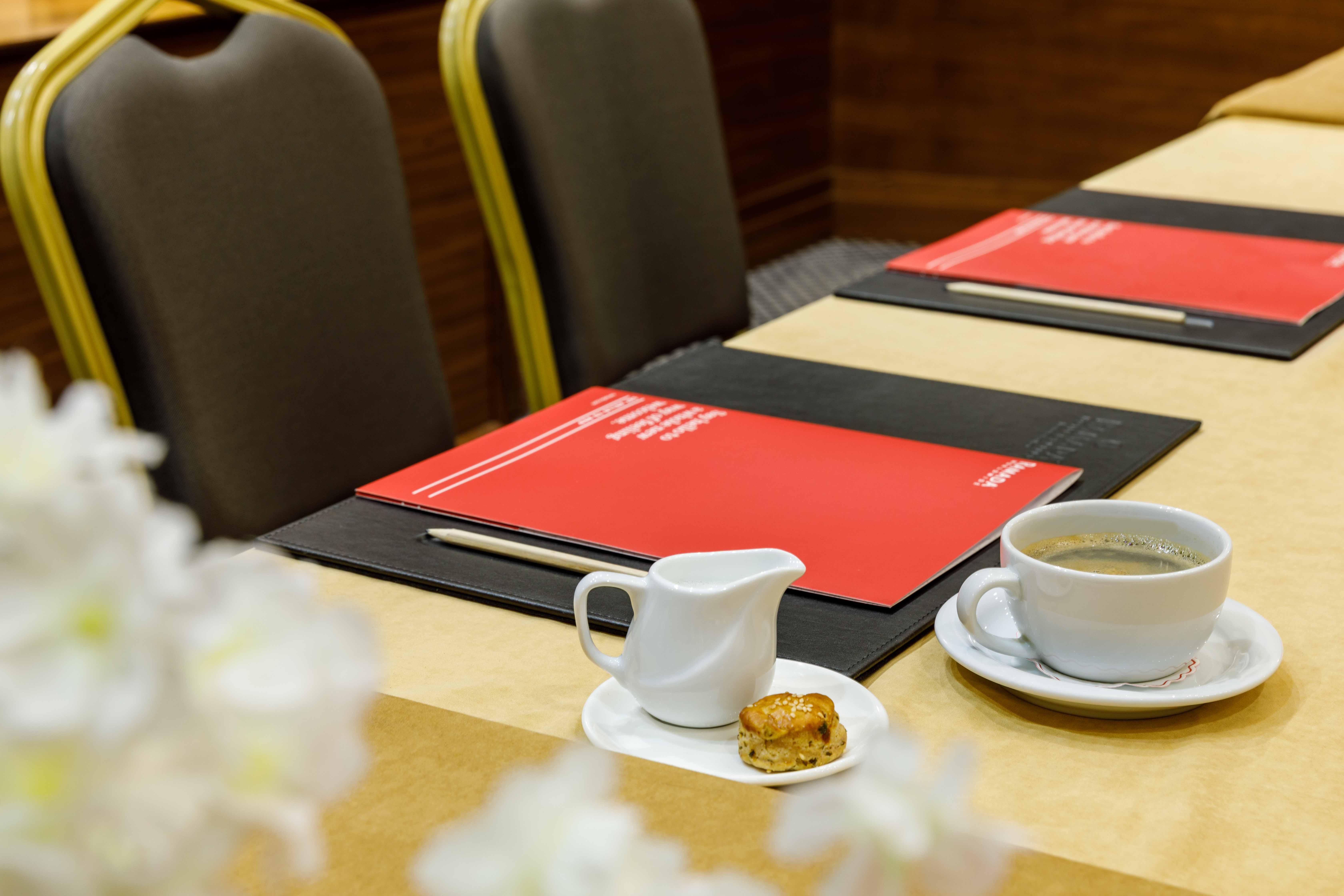 Ramada By Wyndham Istanbul Golden Horn — Foto 2